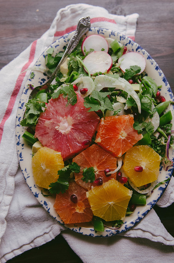 Citrus & Fennel Salad With Tahini Dressing | soletshantout.com #glutenfree #paleo #vegetarian #vegan #citrus #salad #tahini #fennel 